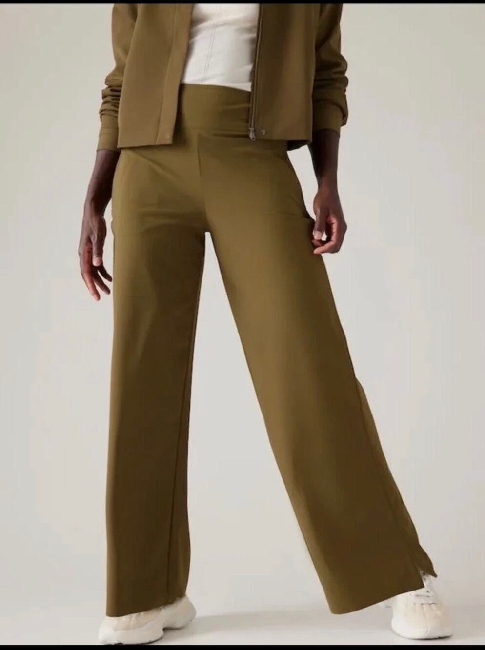 Athleta Cosmic Wide Leg Activewear Pants Olive Green High Waisted Size 10